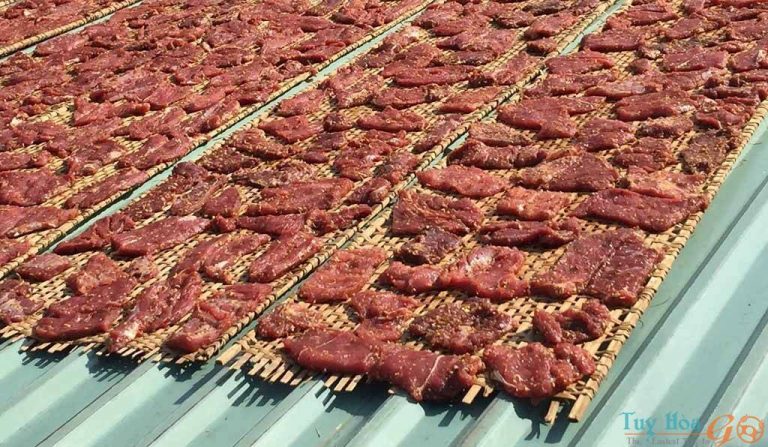 3-dac-san-phu-yen-lam-qua Đặc sản Bò một nắng Phú Yên