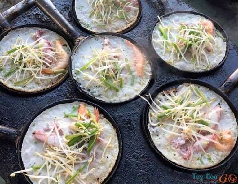 5-dia-diem-an-uong-phu-yen Địa điểm ăn uống Phú Yên - bánh bèo chén Cô Mai