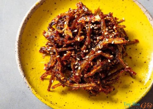 Trổ tài vào bếp với 3 cách chế biến cá cơm khô tuyệt cú mèo